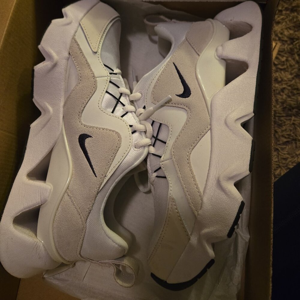 Nike Ryz 365